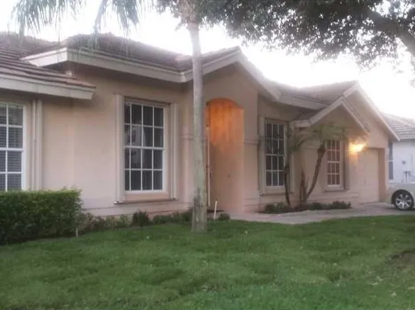3529 Dunes Vista Dr, Pompano Beach, FL 33069