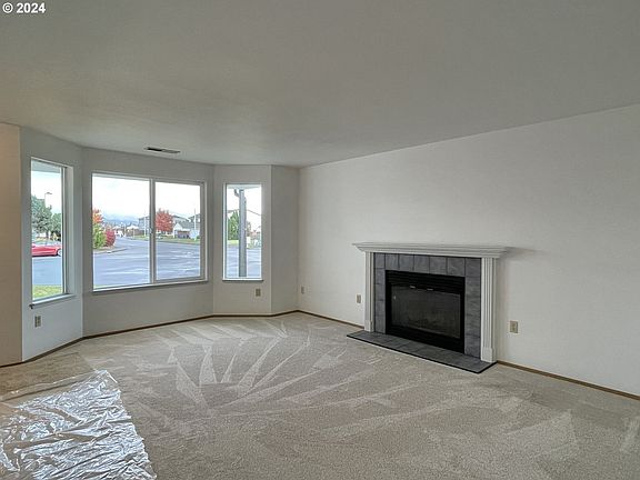 4th image of 9102 NE 149th Ave