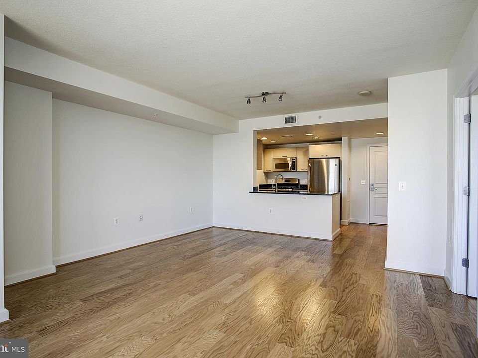 1st image of 2451 Midtown Ave APT 1223
