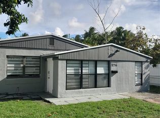 1214 NE 180th St, North Miami Beach, FL 33162