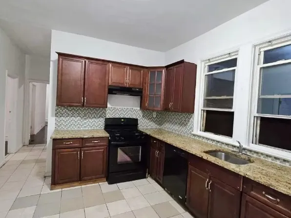 43 Treacy Ave, Newark, NJ