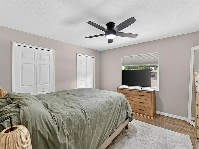 5502 Peach Ave — Photo 28