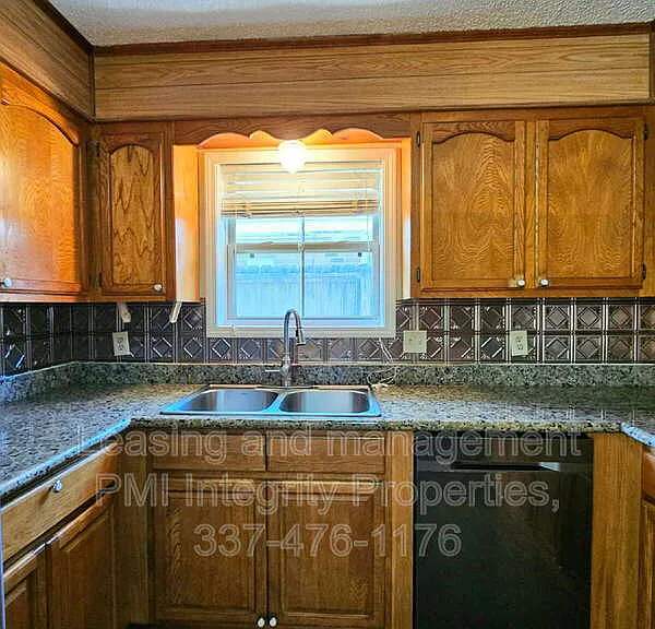 7441 Quorum Dr — Photo 8