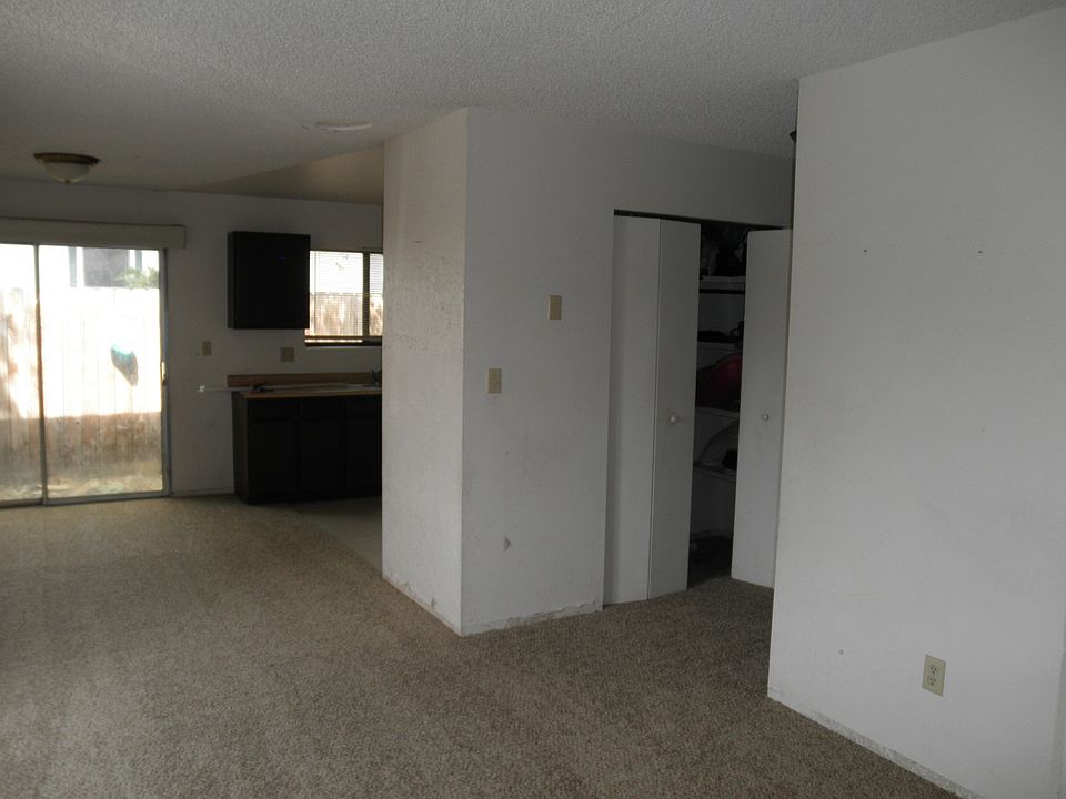 2nd image of 535 Churchill St