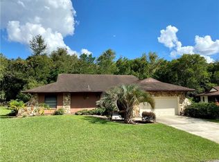 27 Holly Ct, Homosassa, FL 34446