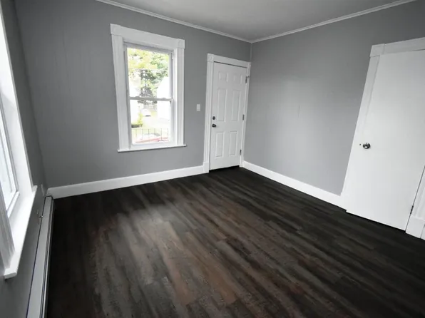 18 Crown St #2, Bristol, CT 06010