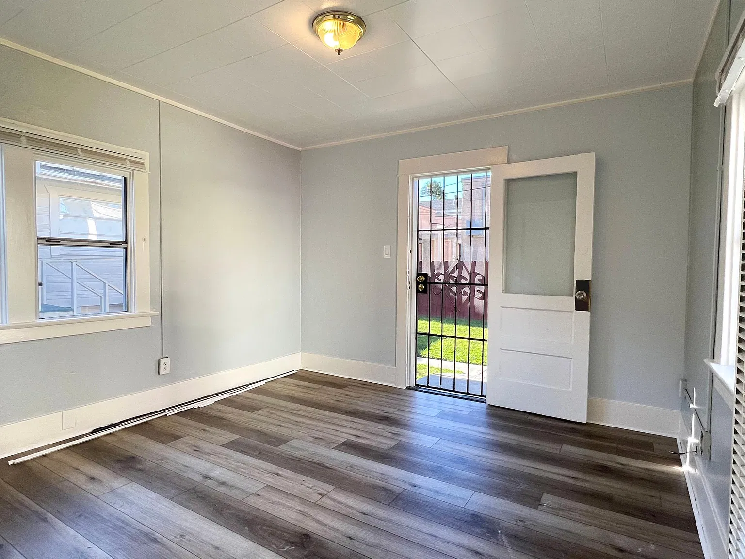 Studio, 264 sqft, $1,495 — Photo 4