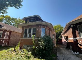 8150 S Oglesby Ave, Chicago, IL 60617