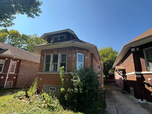 8150 S Oglesby Ave, Chicago, IL 60617