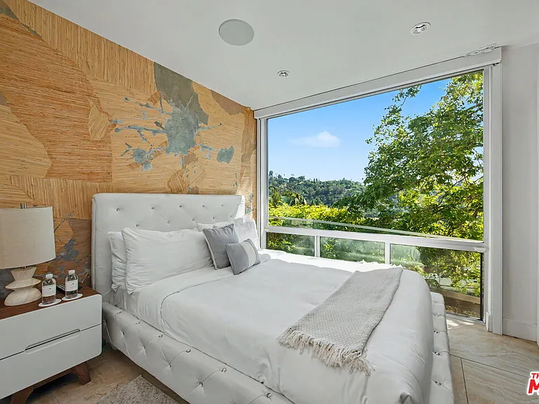 2766 Ellison Dr — Photo 35