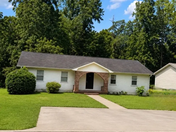 51 Ezzard St, Lawrenceville, GA 30046
