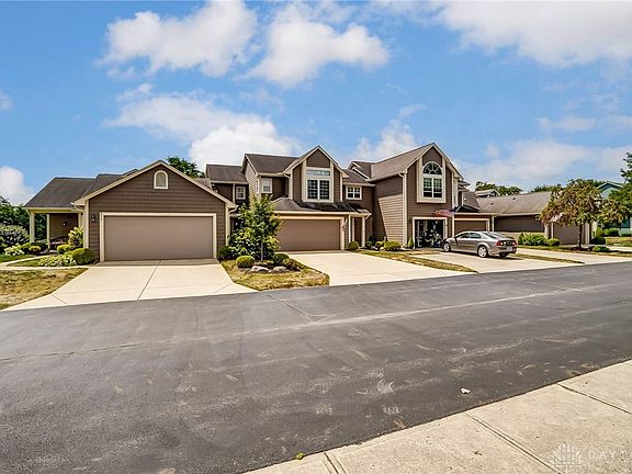 2nd image of 841 Cobblestone Dr
