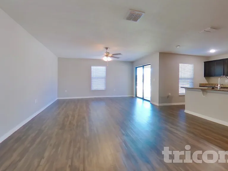 1744 Chatham Green Cir — Photo 2
