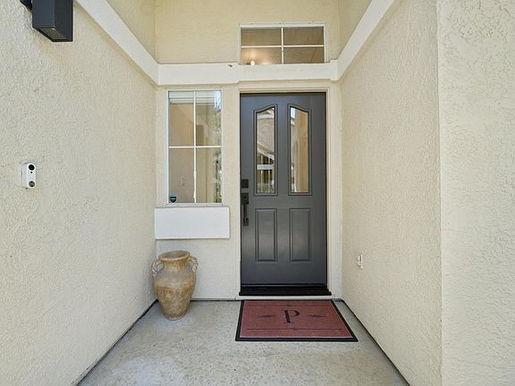 3rd image of 2812 Calle De Cordoba