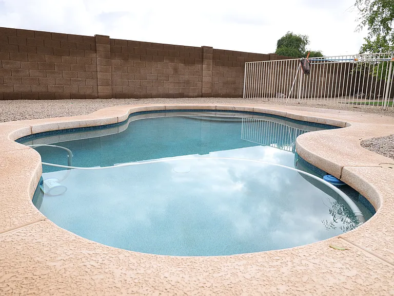 15201 S 47th Way — Photo 3