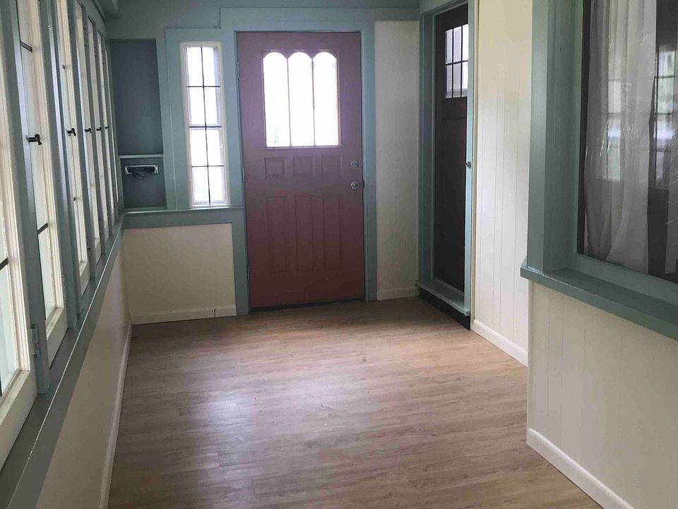 Front closed porch