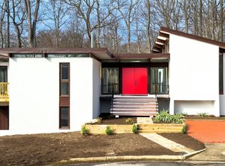 11101 Wedge Dr, Reston, VA 20190