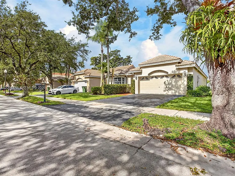 1520 Seabay Rd — Photo 8