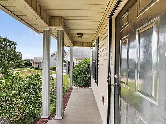 5th image of 2123 Whitney South Dr
