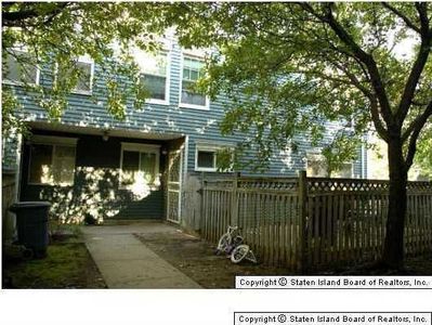121 Pond Way, Staten Island, NY, 10303