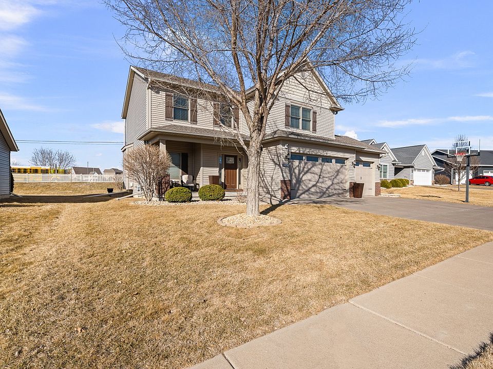 1st image of 3858 Deckard Dr