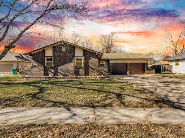 835 N Wood Ave, Wichita, KS 67212