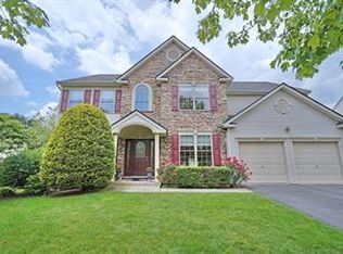 178 Spring Wood Dr, Allentown, PA 18104