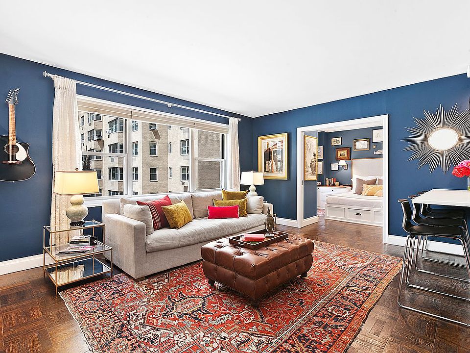 1st image of 20 E 9th St #4S