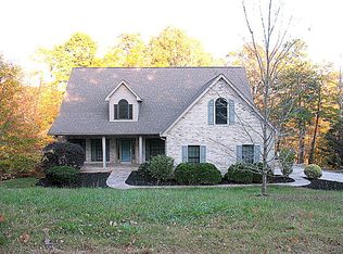 955 Rocky Knoll Ln, Danville, VA 24541