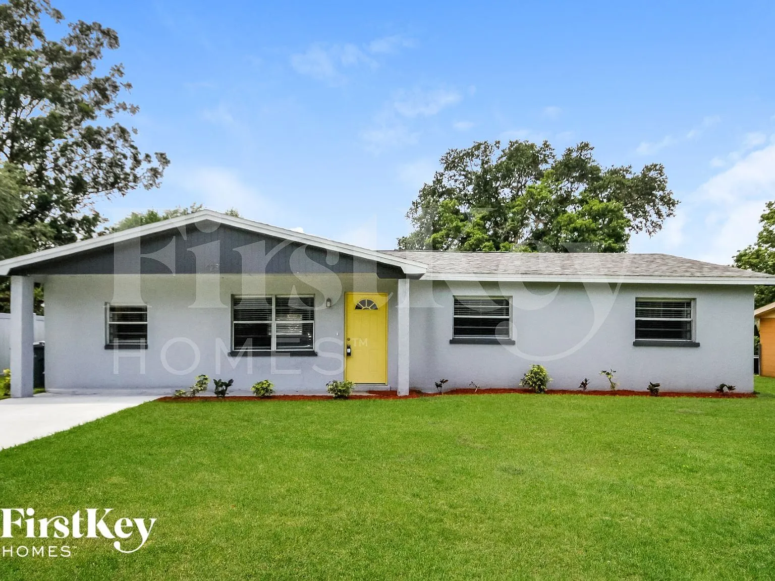 3 bed, 2.0 bath, 1439 sqft, $2,120 — Photo 1