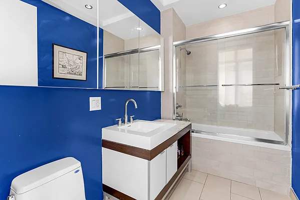 Sold by Compass | media 7