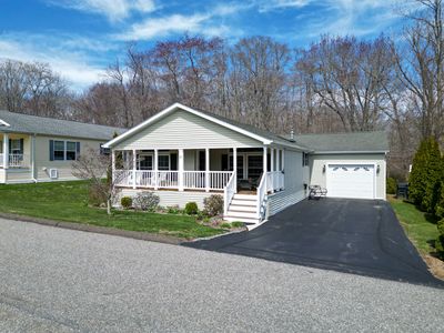 20 Cliff Road, Ledyard, CT, 06339