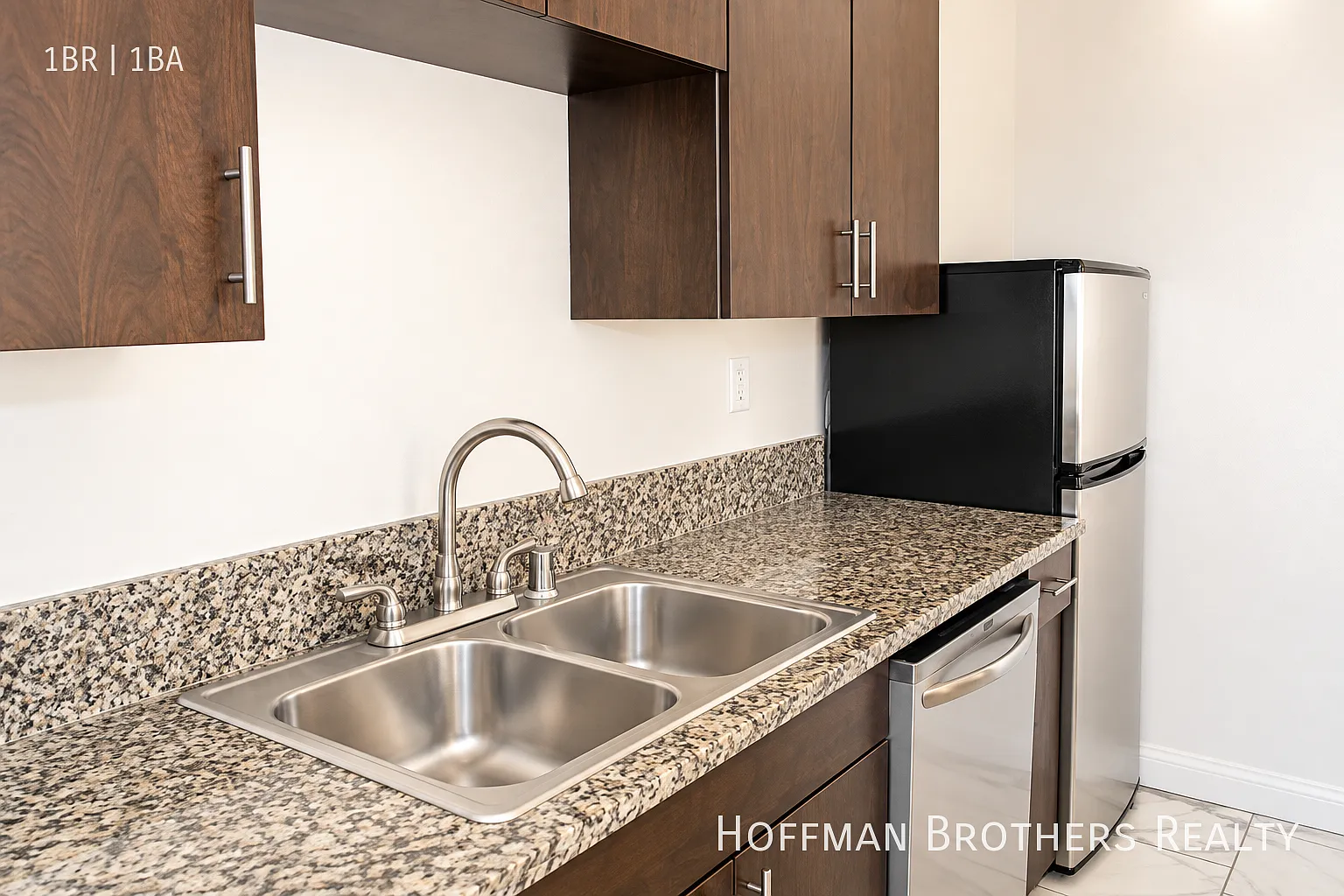 1814 Pacific Ave Venice, CA 90291 — Photo 2