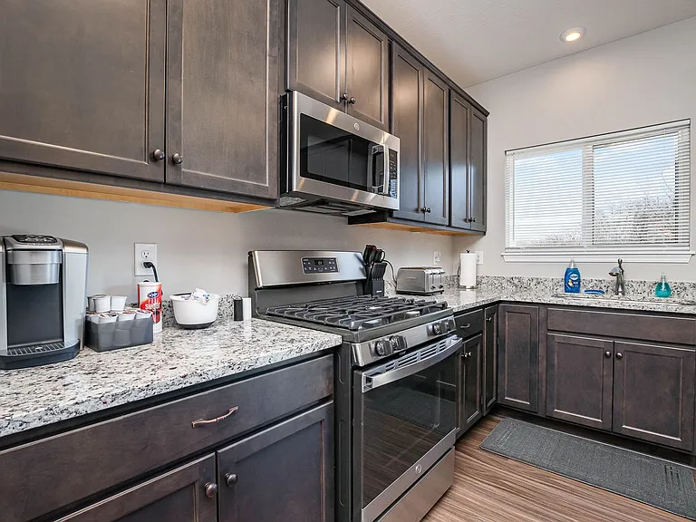 5738 Azra Ct — Photo 6