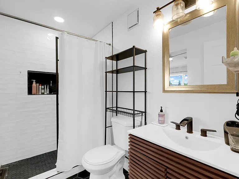 940 Acapulco Ct #61 — Photo 13