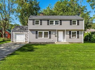 407 Darbyhurst Rd, Columbus, OH 43228