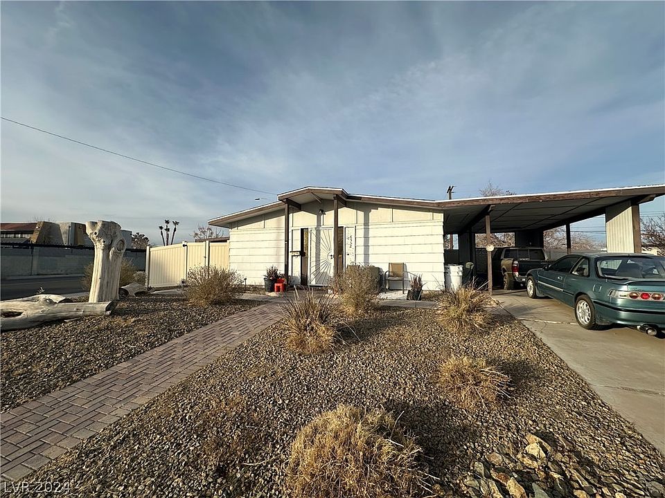 2nd image of 6552 Casada Way