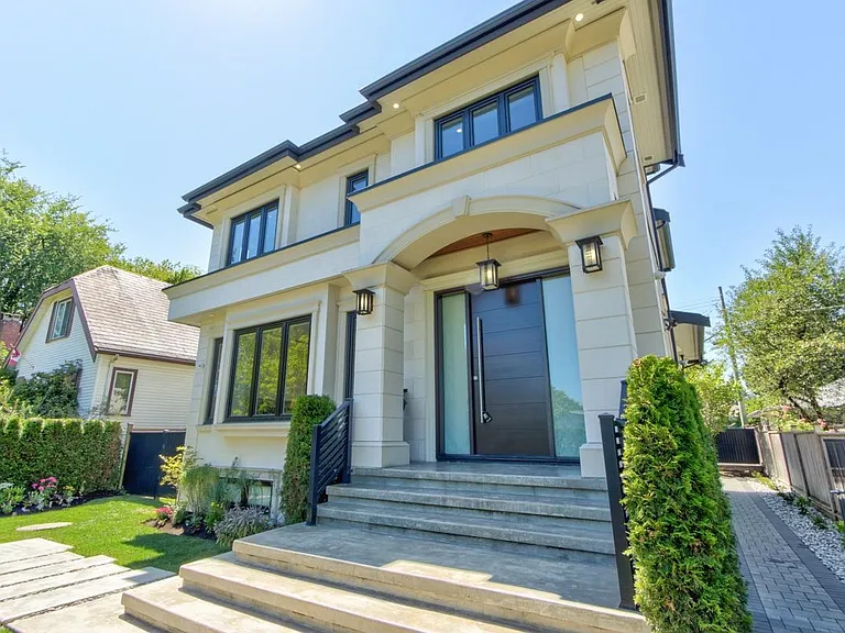 3955 Blenheim St — Photo 38