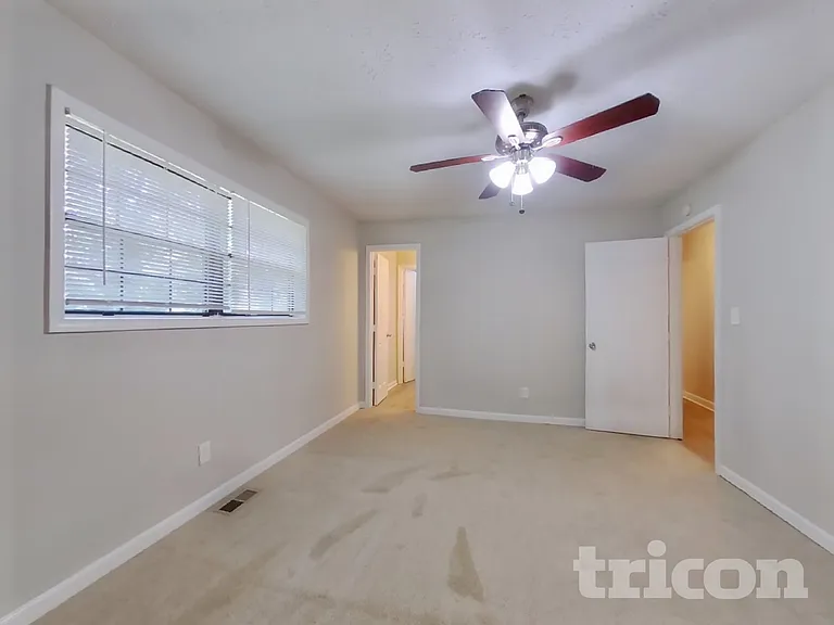 4211 Clearview Dr — Photo 8