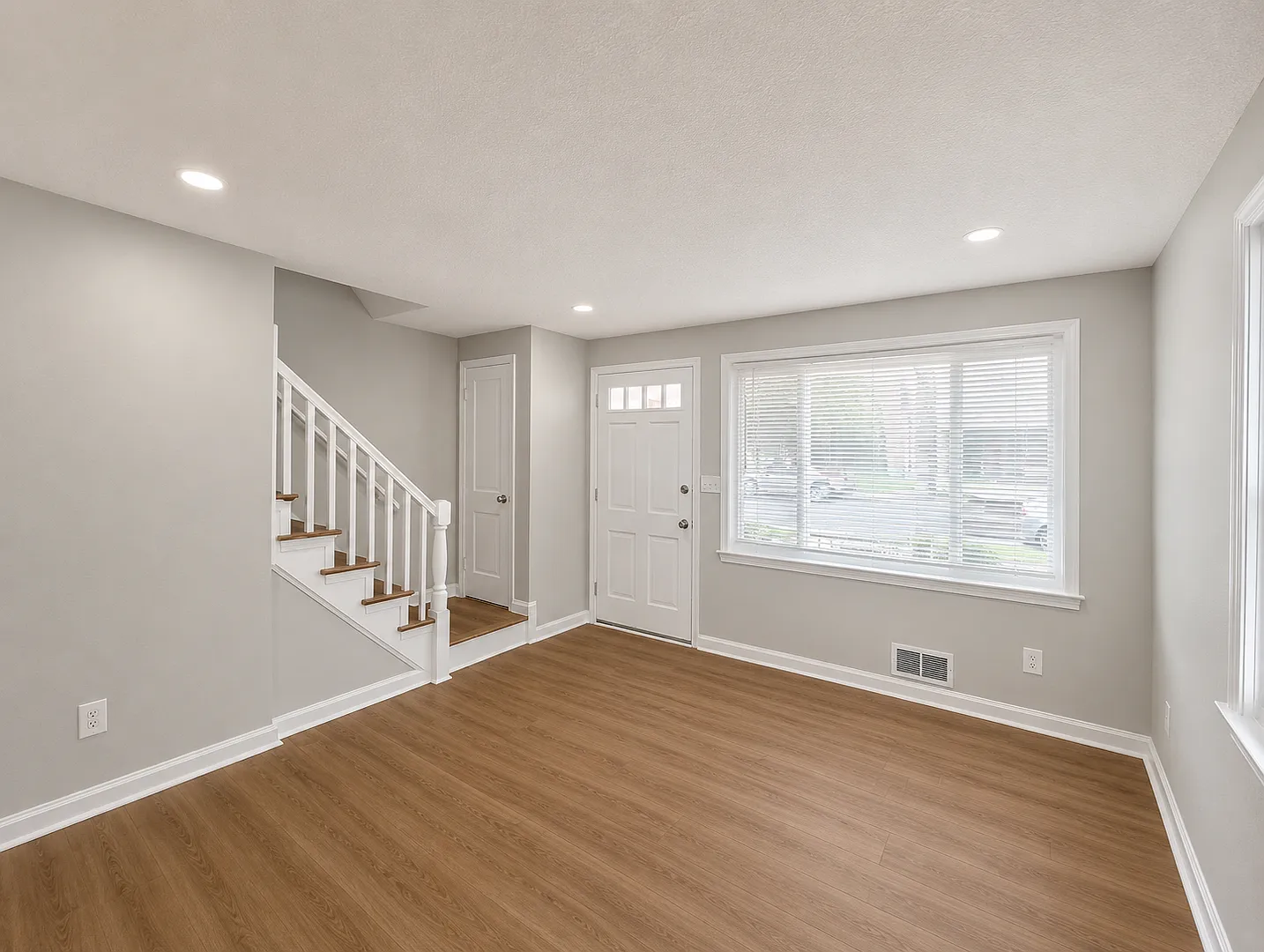 Charming 3 Bedroom Home with Finished Basement & Fenced Backyard — Photo 3