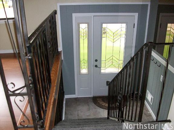 4th image of 420 Fair Oaks Dr