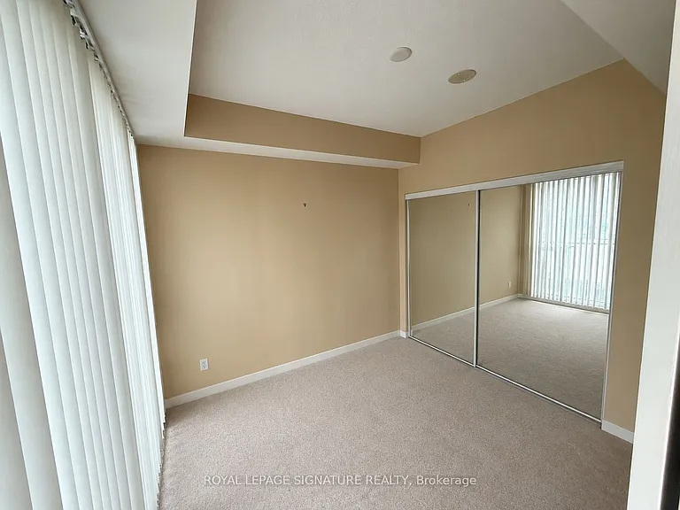 65 Bremner Blvd #1310 — Photo 10