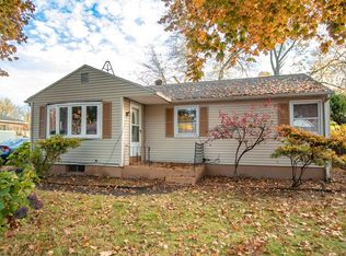 75 Rowland St, Springfield, MA 01107