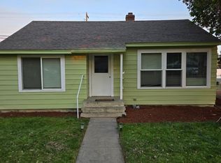 1246 C St SW, Ephrata, WA 98823