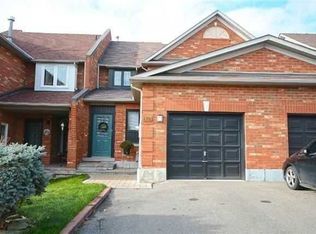 1321 Killaby Dr, Mississauga, ON L5V2C3