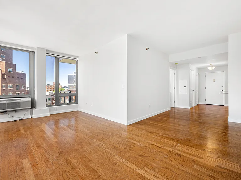 48-15 11th St #5A — Photo 3