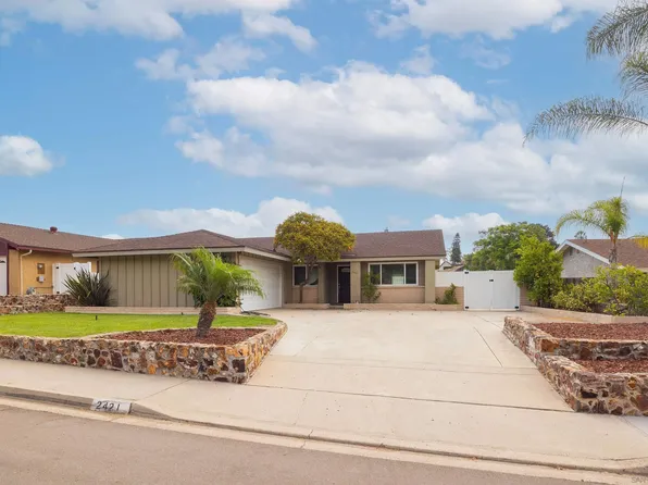 2421 S Barcelona St, Spring Valley, CA 91977
