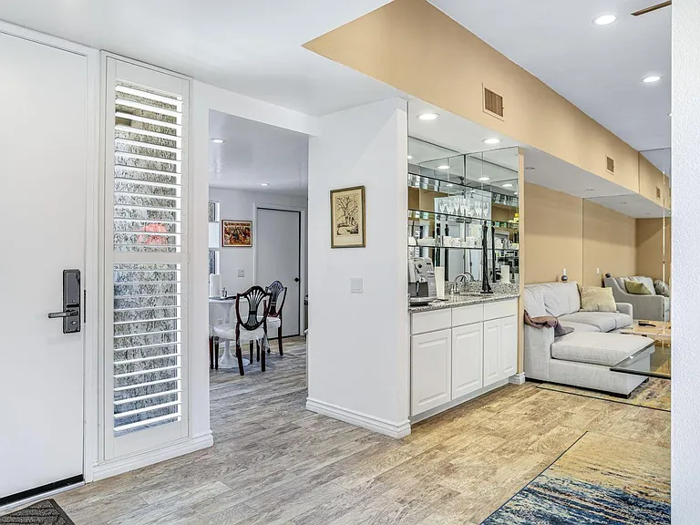 16 Kevin Lee Ln — Photo 3