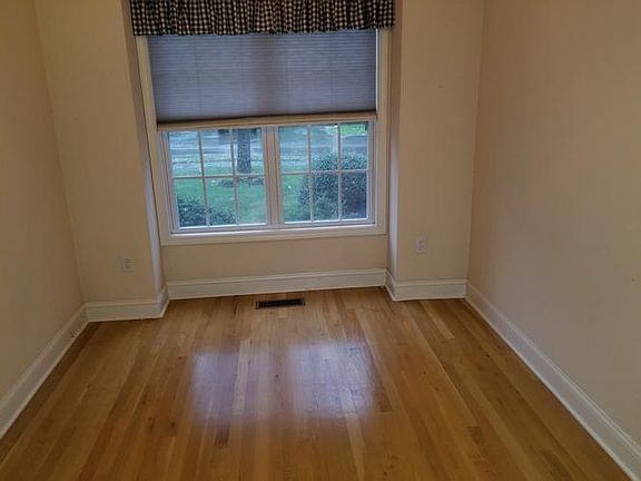 Kitchen Dinning area