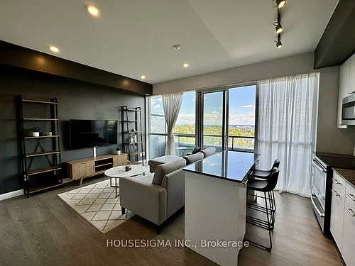 2055 Danforth Ave Photo 1
